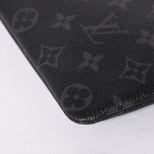 画像をギャラリービューアに読み込む, 極美品 LOUIS VUITTON ルイヴィトン iPadケース M64449 タブレットケース フラグメント ポーチ コラボ 藤原ヒロシ PVC レザー 中古 4a001936
