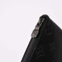 画像をギャラリービューアに読み込む, 極美品 LOUIS VUITTON ルイヴィトン iPadケース M64449 タブレットケース フラグメント ポーチ コラボ 藤原ヒロシ PVC レザー 中古 4a001936