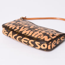 画像をギャラリービューアに読み込む, LOUIS VUITTON ルイヴィトン ポシェットアクセソワ―ル ポーチ M92193 モノグラム グラフィティ ブラウン PVC 美品 中古 4a002403