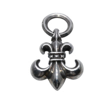 画像をギャラリービューアに読み込む, CHROME HEARTS クロムハーツ BSフレアチャーム BS Fleur ペンダントトップ シルバー925 SV925 26.3g 美品 中古 4a002039