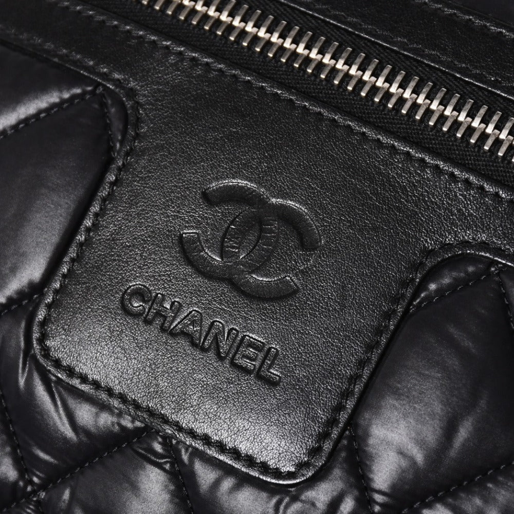 極美品 CHANEL シャネル コココクーン リュック デイパック 13番台 イタリア製 レザー ブラック シルバー金具 中古 4a003535