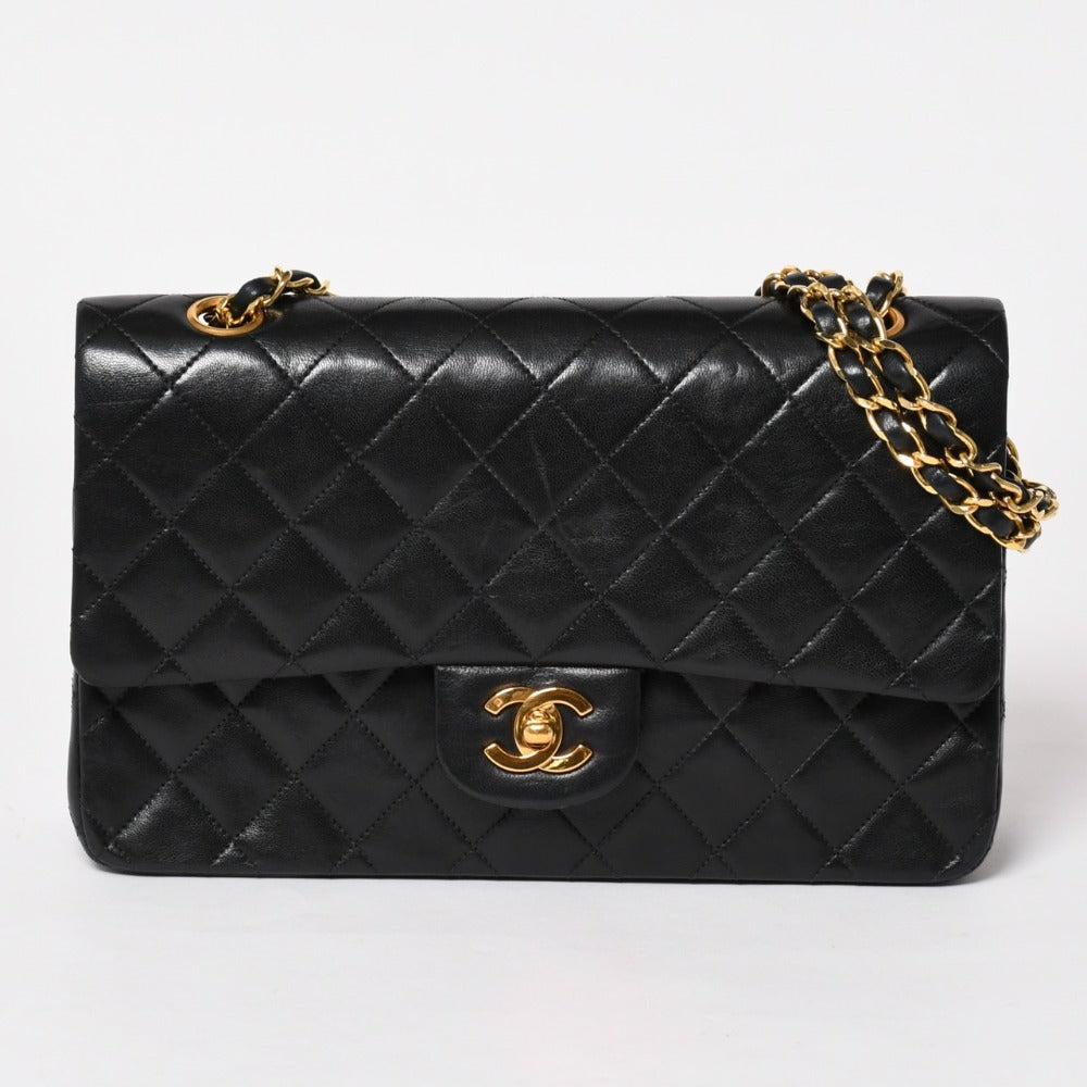 極美品 CHANEL シャネル マトラッセ25 Wフラップ Wチェーンショルダーバッグ 1番台 ココマーク ラムスキン ブラック ゴールド金具 中古 4a003554