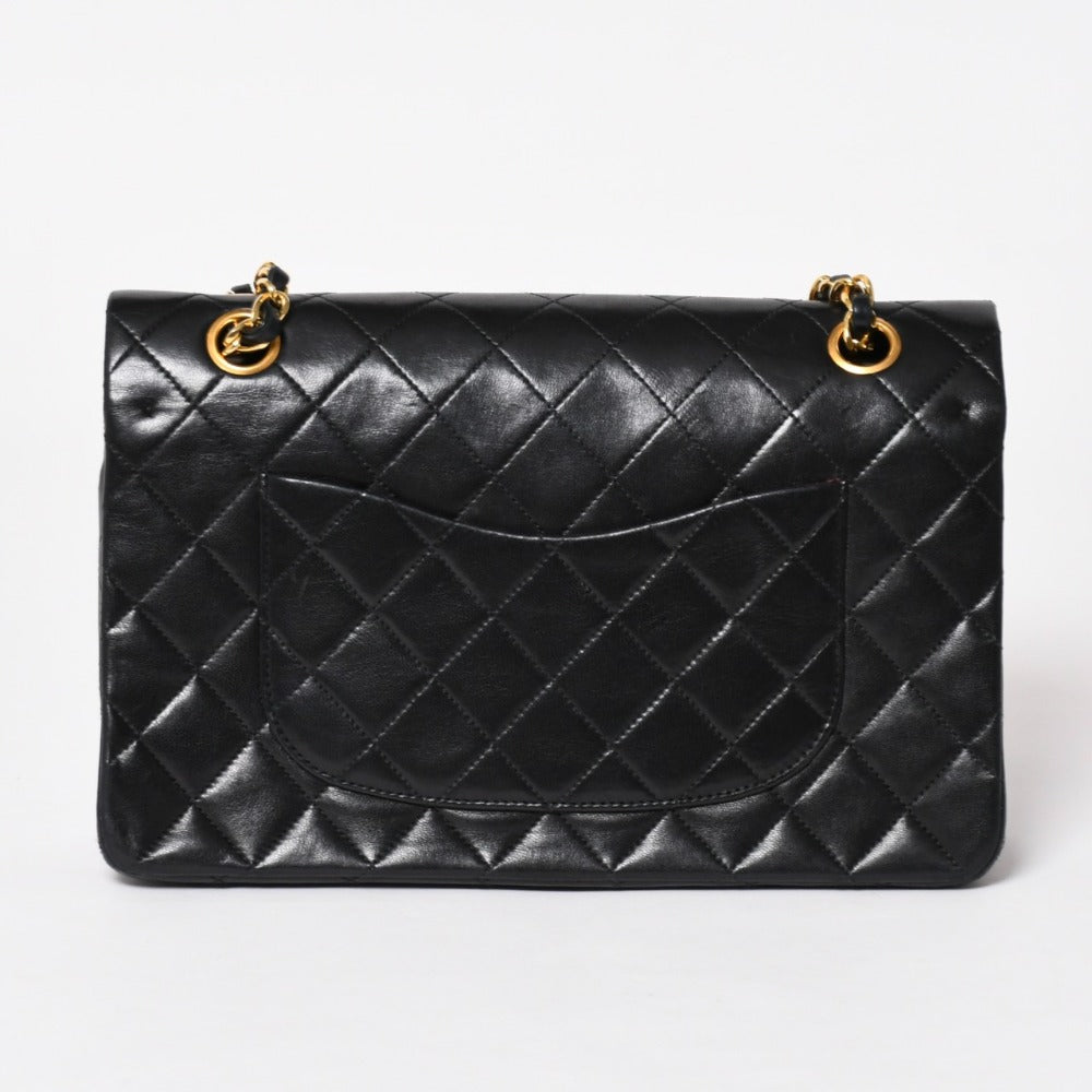 極美品 CHANEL シャネル マトラッセ25 Wフラップ Wチェーンショルダーバッグ 1番台 ココマーク ラムスキン ブラック ゴールド金具 中古 4a003554