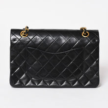 Load image into Gallery viewer, 極美品 CHANEL シャネル マトラッセ25 Wフラップ Wチェーンショルダーバッグ 1番台 ココマーク ラムスキン ブラック ゴールド金具 中古 4a003554