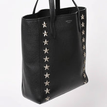 画像をギャラリービューアに読み込む, JIMMY CHOO ジミーチュウ ブラック レザー シルバースタッズ スタースタッズ ハンドバッグ 美品 中古 4a002510