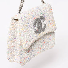 Load image into Gallery viewer, CHANEL シャネル コンフェッテイツイードチェーンショルダーバッグ フラップバッグ アイボリー マルチカラー 4番台 ココマーク シルバー金具 美品 中古 4a003291