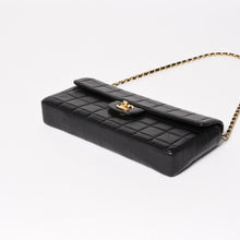 Load image into Gallery viewer, 極美品 CHANEL シャネル チョコバー チェーン ショルダーバッグ ラムスキン 黒×ゴールド レディース 6番台 中古 4a003534