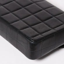 Load image into Gallery viewer, 極美品 CHANEL シャネル チョコバー チェーン ショルダーバッグ ラムスキン 黒×ゴールド レディース 6番台 中古 4a003534