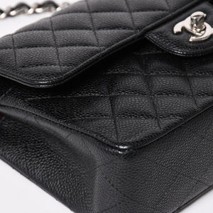 Very good condition CHANEL Matelasse 23 W flap W chain shoulder bag 30s Caviar skin Coco mark Silver hardware Used 4a003533