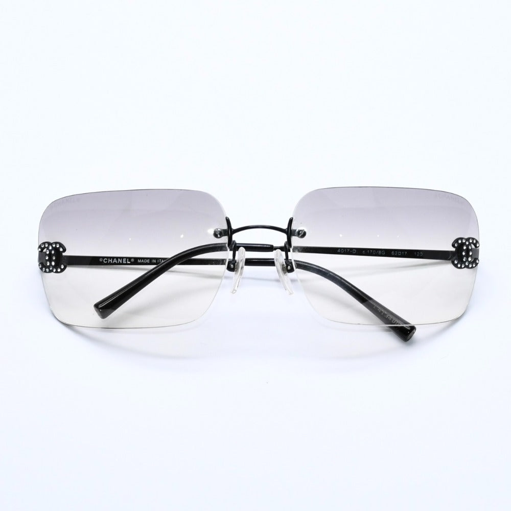 極美品 CHANEL シャネル リムレス サングラス アイウェア 4017-D c.170/8G サイズ62□17 120 ココマーク ブラック 中古 4a003373