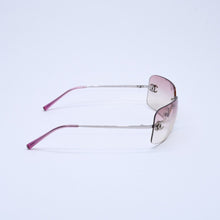 Load image into Gallery viewer, 極美品 CHANEL シャネル リムレス サングラス アイウェア 4017-D c.124/58 サイズ62□17 120 ココマーク ピンク グラデーション 中古 4a003370