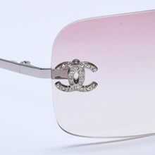 Load image into Gallery viewer, 極美品 CHANEL シャネル リムレス サングラス アイウェア 4017-D c.124/58 サイズ62□17 120 ココマーク ピンク グラデーション 中古 4a003370