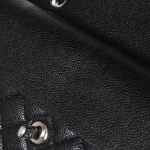 画像をギャラリービューアに読み込む, 極美品 CHANEL シャネル マトラッセ23 Wフラップ Wチェーンショルダーバッグ 30番台 キャビアスキン ココマーク シルバー金具 中古 4a003533