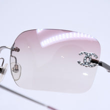 Load image into Gallery viewer, 極美品 CHANEL シャネル リムレス サングラス アイウェア 4017-D c.124/58 サイズ62□17 120 ココマーク ピンク グラデーション 中古 4a003370