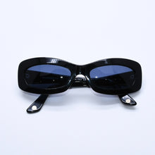Load image into Gallery viewer, 極美品 CHANEL シャネル サングラス アイウェア オバール型 ブラックフレーム ココマーク マトラッセ 5006 c.501/91 中古 4a003376