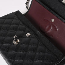 画像をギャラリービューアに読み込む, 極美品 CHANEL シャネル マトラッセ23 Wフラップ Wチェーンショルダーバッグ 30番台 キャビアスキン ココマーク シルバー金具 中古 4a003533