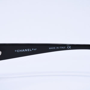 極美品 CHANEL シャネル サングラス アイウェア オバール型 ブラックフレーム ココマーク マトラッセ 5006 c.501/91 中古 4a003376