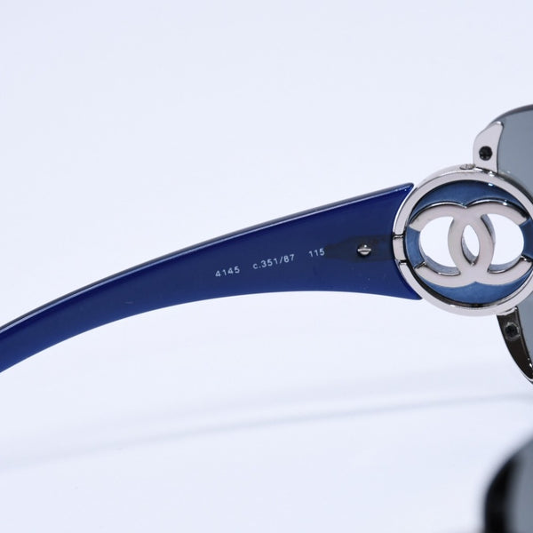 極美品 CHANEL シャネル サングラス アイウェア ココマーク シームレスレンズ ブルーフレーム 4145- c.351/87 中古 4a003380