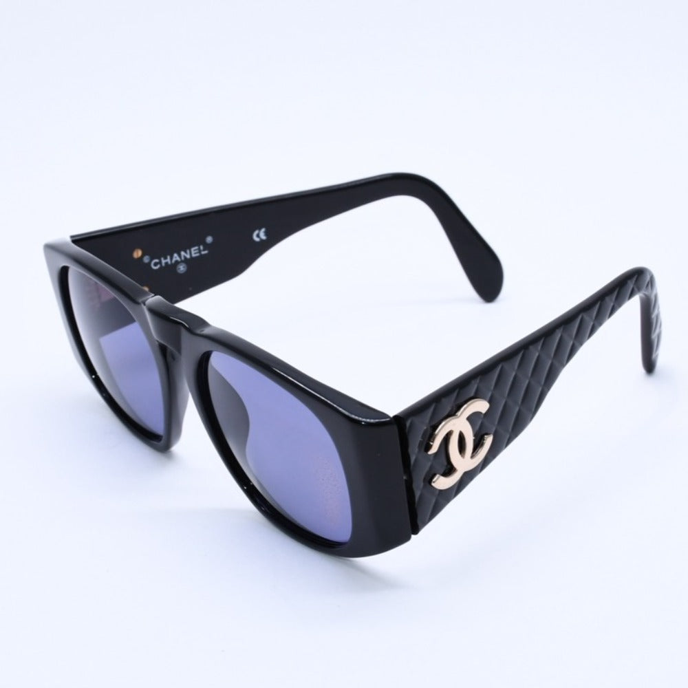 極美品 CHANEL シャネル マトラッセココマークサングラス ブラック アイウェア 01450 94305 メガネ ゴールド金具 中古 4a003377