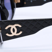 画像をギャラリービューアに読み込む, 極美品 CHANEL シャネル マトラッセココマークサングラス ブラック アイウェア 01450 94305 メガネ ゴールド金具 中古 4a003377