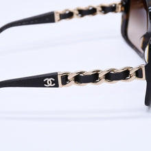 画像をギャラリービューアに読み込む, CHANEL シャネル サングラス アイウェア 5208-Q-A c.714/3B サイズ58□17 135 3N ココマーク チェーンテンプル 美品 中古 4a003375