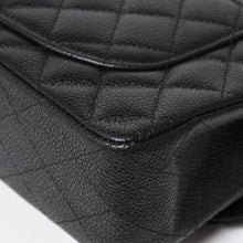 画像をギャラリービューアに読み込む, 極美品 CHANEL シャネル マトラッセ23 Wフラップ Wチェーンショルダーバッグ 29番台 キャビアスキン ココマーク シルバー金具 中古 4a003470