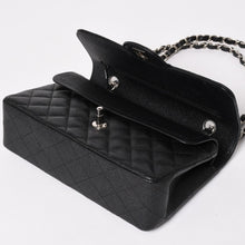 画像をギャラリービューアに読み込む, 極美品 CHANEL シャネル マトラッセ23 Wフラップ Wチェーンショルダーバッグ 29番台 キャビアスキン ココマーク シルバー金具 中古 4a003470