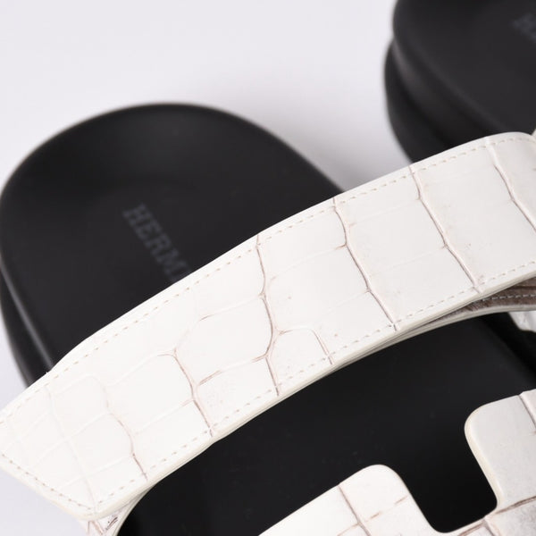 New and unused HERMES Chypre sandals Himalayan Niloticus Matte finish Reference price 1199000 yen Used 4a002114