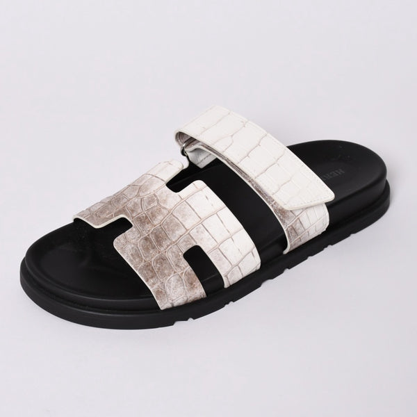 New and unused HERMES Chypre sandals Himalayan Niloticus Matte finish Reference price 1199000 yen Used 4a002114