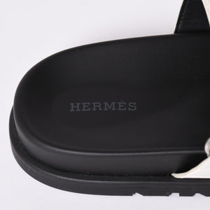 New and unused HERMES Chypre sandals Himalayan Niloticus Matte finish Reference price 1199000 yen Used 4a002114