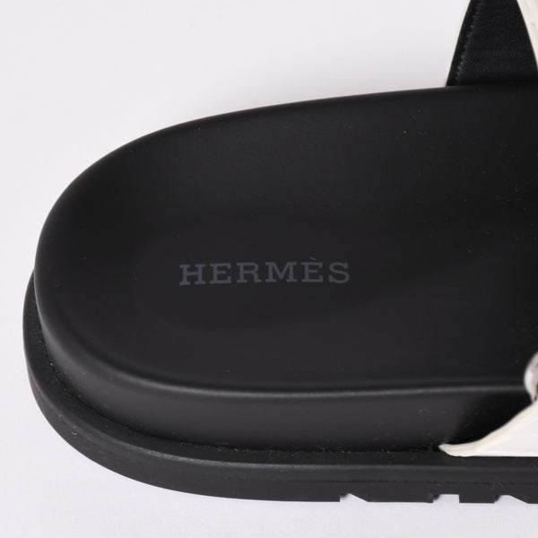 New and unused HERMES Chypre sandals Himalayan Niloticus Matte finish Reference price 1199000 yen Used 4a002114