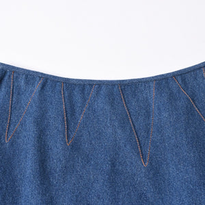 Very Good Condition Christian Dior Denim Skirt Mermaid Silhouette Denim Fabric Very Good Condition Christian Dior Denim Skirt Mermaid Silhouette Denim Fabric Indigo Flare Blue Galliano Period Orange Stitch Used 4a001960Digo Flare Blue Used 4a001960