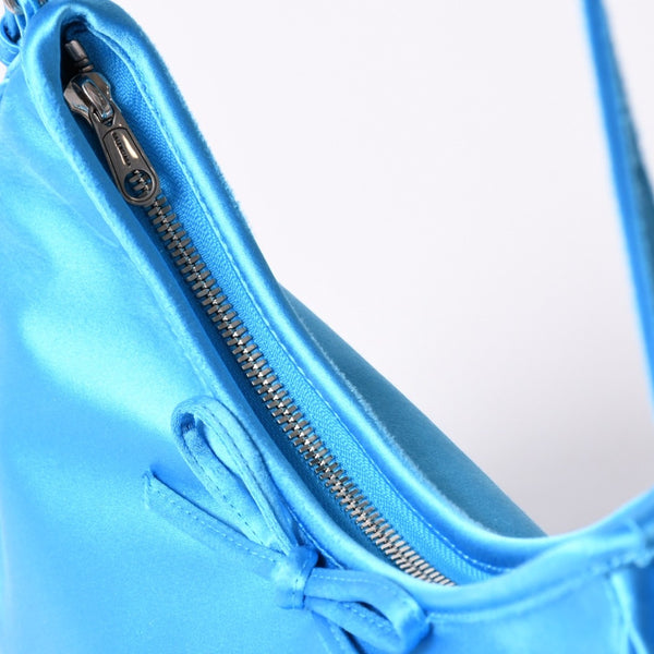 BALENCIAGA バレンシアガ レオポルダ スモールホーボーバッグ ディストレストサテン ラムスキン エンボスロゴ ライトブルー 3WAY 美品 中古 4a002364