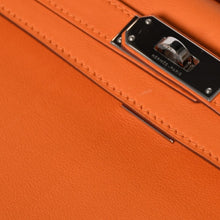 画像をギャラリービューアに読み込む, 新品同様 HERMES エルメス KELLY CUT ケリーカット ハンドバッグ ヴォースイフト オレンジ シルバー金具 T刻印 中古 4a002407