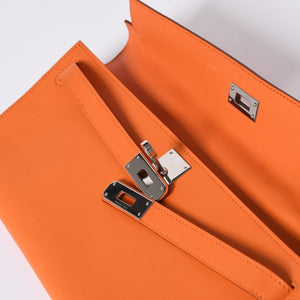 Like new HERMES KELLY CUT Kelly cut handbag Vaux Swift Orange Silver hardware T stamp Used 4a002407