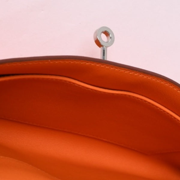 Like new HERMES KELLY CUT Kelly cut handbag Vaux Swift Orange Silver hardware T stamp Used 4a002407