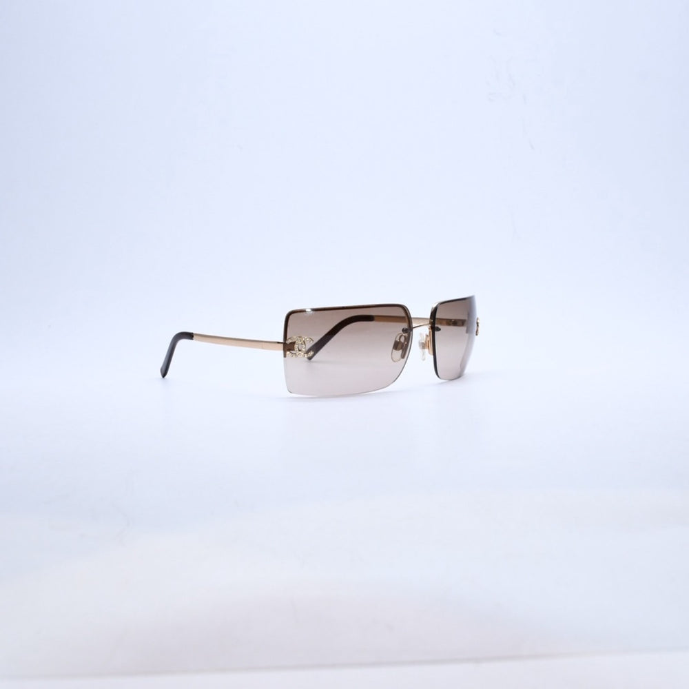 CHANEL Half Rim Sunglasses Eyewear 4092-B c.125/13 Size 62□15 120 Coco Mark Rhinestone Good Condition Used 4a002138