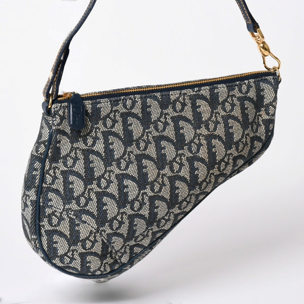 Very Good Condition Christian Dior Trotter Saddle Bag One Shoulder Bag Saddle Pouch MC0031 Navy Used 4a002404