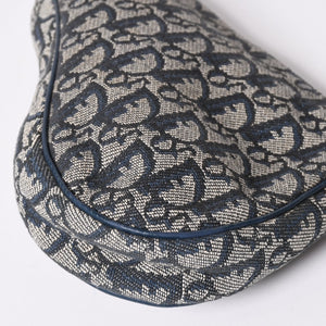 Very Good Condition Christian Dior Trotter Saddle Bag One Shoulder Bag Saddle Pouch MC0031 Navy Used 4a002404
