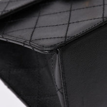画像をギャラリービューアに読み込む, CHANEL シャネル マトラッセ ワンショルダーバッグ 5番台 ココマーク キャビアスキン キルティング ブラック ゴールド金具 美品 中古 4a002384