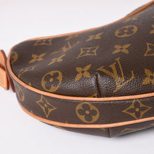 画像をギャラリービューアに読み込む, 極美品 LOUIS VUITTON ルイヴィトン ワンショルダーバッグ ポシェットクロワッサン M51510 PVC ブラウン 中古 4a002518