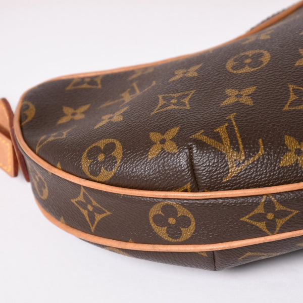 Very Good Condition LOUIS VUITTON One Shoulder Bag Pochette Croissant M51510 PVC Brown Used 4a002518