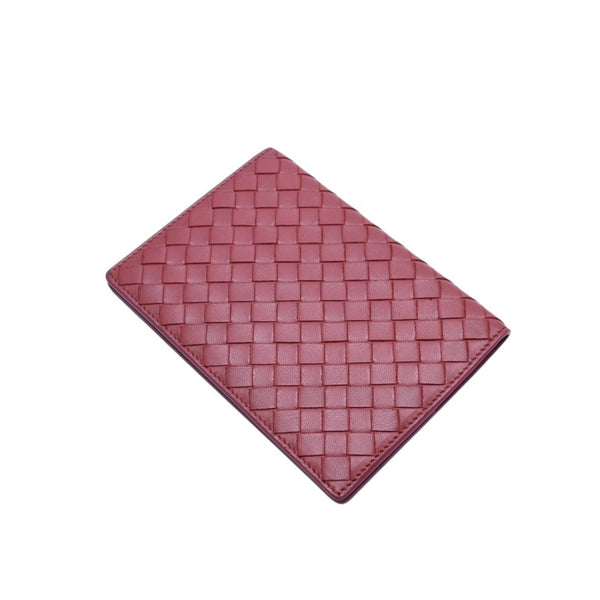 BOTTEGA VENETA ボッテガヴェネタ PASSPORT CASE パスポートケース イントレチャート レザー レッド 美品 中古 4a002428