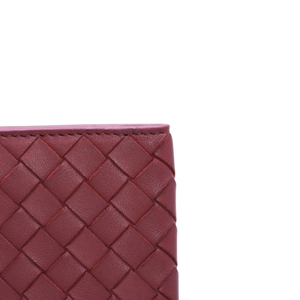 BOTTEGA VENETA ボッテガヴェネタ PASSPORT CASE パスポートケース イントレチャート レザー レッド 美品 中古 4a002428