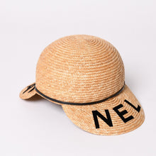 Load image into Gallery viewer, 極美品 CHANEL シャネル ストローハット 麦わら帽子 AA0408 サイズS ロゴパッチ ココマーク ストロー レザー ベージュ 中古 4a002453