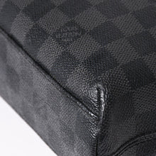 Load image into Gallery viewer, 極美品 LOUIS VUITTON ルイヴィトン ミックPM ショルダーバッグ N41211 ブラック ダミエ グラフィット 中古 4b010796