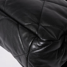 Load image into Gallery viewer, 極美品 CHANEL シャネル CHANEL19 LARGE シャネル19 ラージ チェーンショルダーバッグ AS1161 28番台 ラムスキン ブラック 中古 4a002467