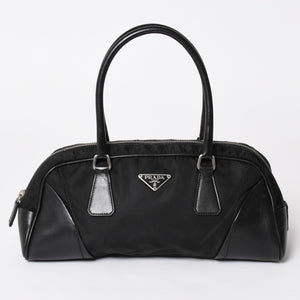 PRADA プラダ ハンドバッグ B10747 トライアングルロゴ 三角プレート ナイロン レザー ブラック シルバー金具 良品 中古 4a002471