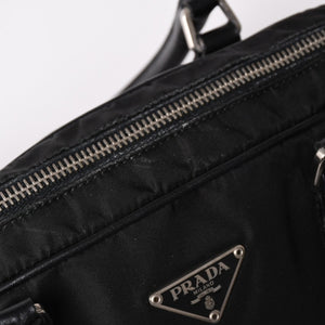 PRADA プラダ ハンドバッグ B10747 トライアングルロゴ 三角プレート ナイロン レザー ブラック シルバー金具 良品 中古 4a002471