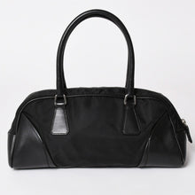画像をギャラリービューアに読み込む, PRADA プラダ ハンドバッグ B10747 トライアングルロゴ 三角プレート ナイロン レザー ブラック シルバー金具 良品 中古 4a002471